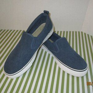 True Craft Prize Sneakers